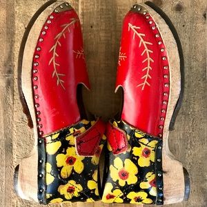 Vintage ‘50s Handmade 🌼Floral🌼 Clogs Girls Sz 3